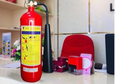 Dùng Bình Chữa Cháy Co2 Không Đúng, Ngọn lửa càng lớn