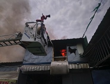 Quận Tân Phú: Cháy Lớn Tại Cơ Sở Sản Xuất, Kinh Doanh Bàn Ghế Gỗ